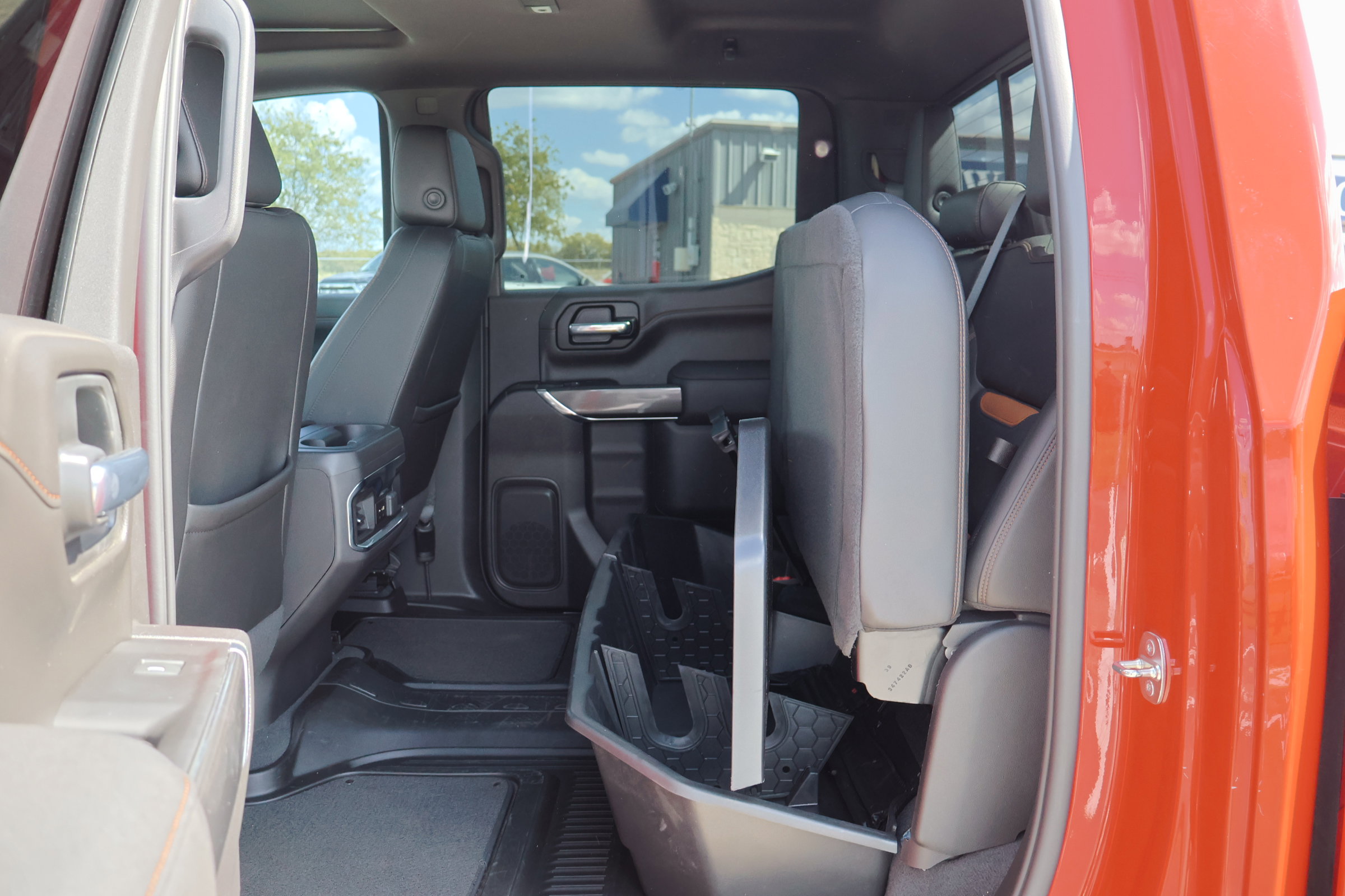 Used 2022 GMC Sierra 1500 AT4 w/ Technology Package image 32