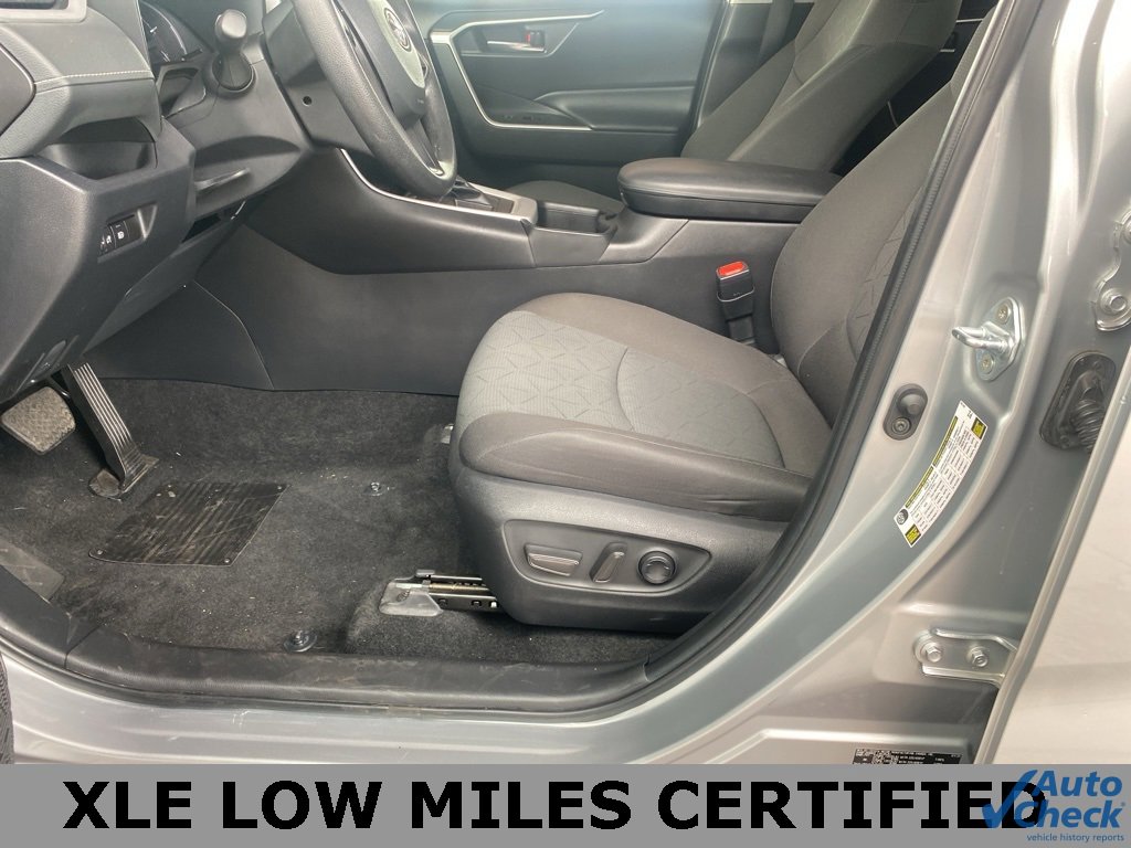 Used 2024 Toyota RAV4 XLE image 21