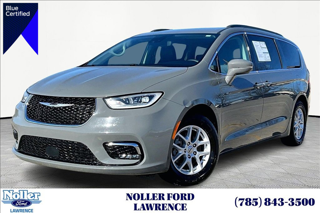 Used 2022 Chrysler Pacifica Touring-L image 1