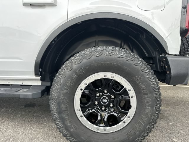Certified 2022 Ford Bronco Outer Banks w/ Sasquatch Package AWD/4WD image 10