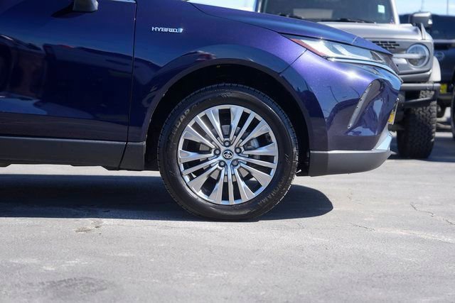 Used 2021 Toyota Venza Limited image 7