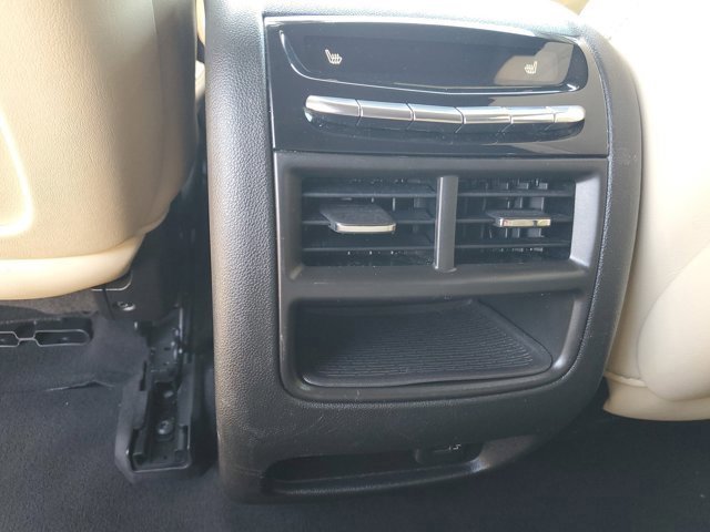 Used 2018 Cadillac XT5 Premium Luxury image 18