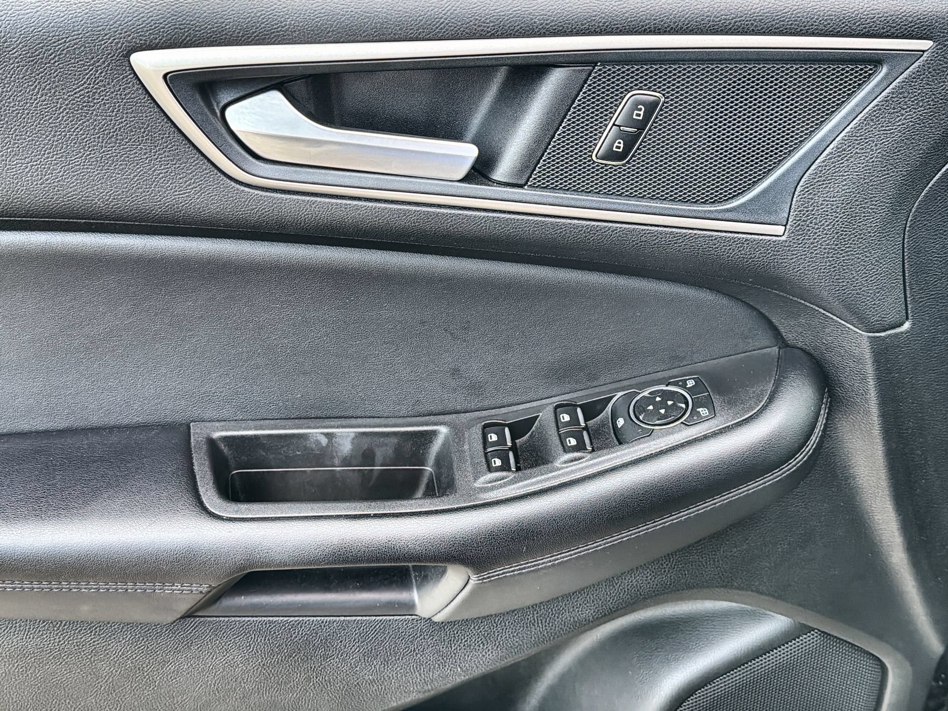 Certified 2024 Ford Edge SEL AWD/4WD image 13