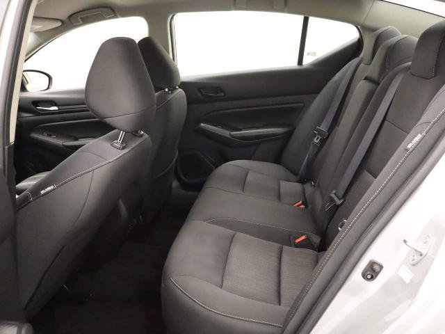 Used 2025 Nissan Altima 2.5 SV FWD image 34