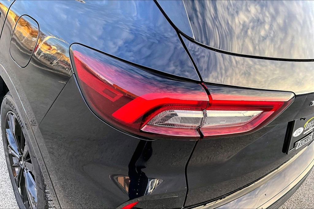 Certified 2023 Ford Escape ST-Line Elite w/ Premium Technology Package image 29