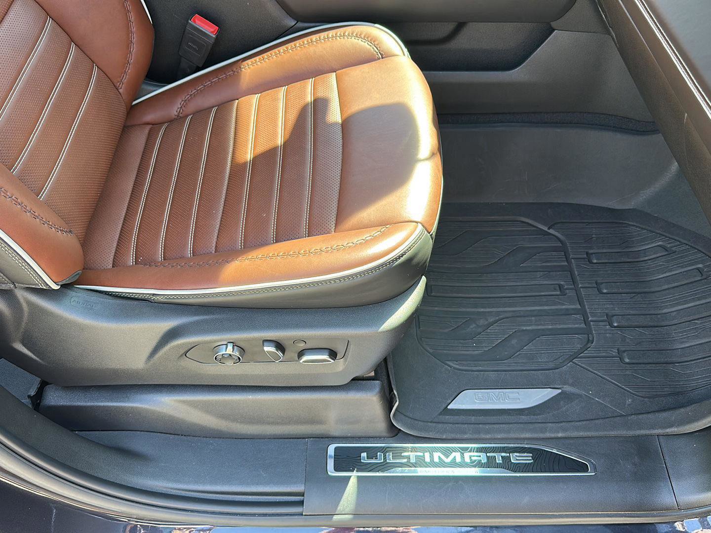 Used 2023 GMC Sierra 1500 Denali Ultimate image 43