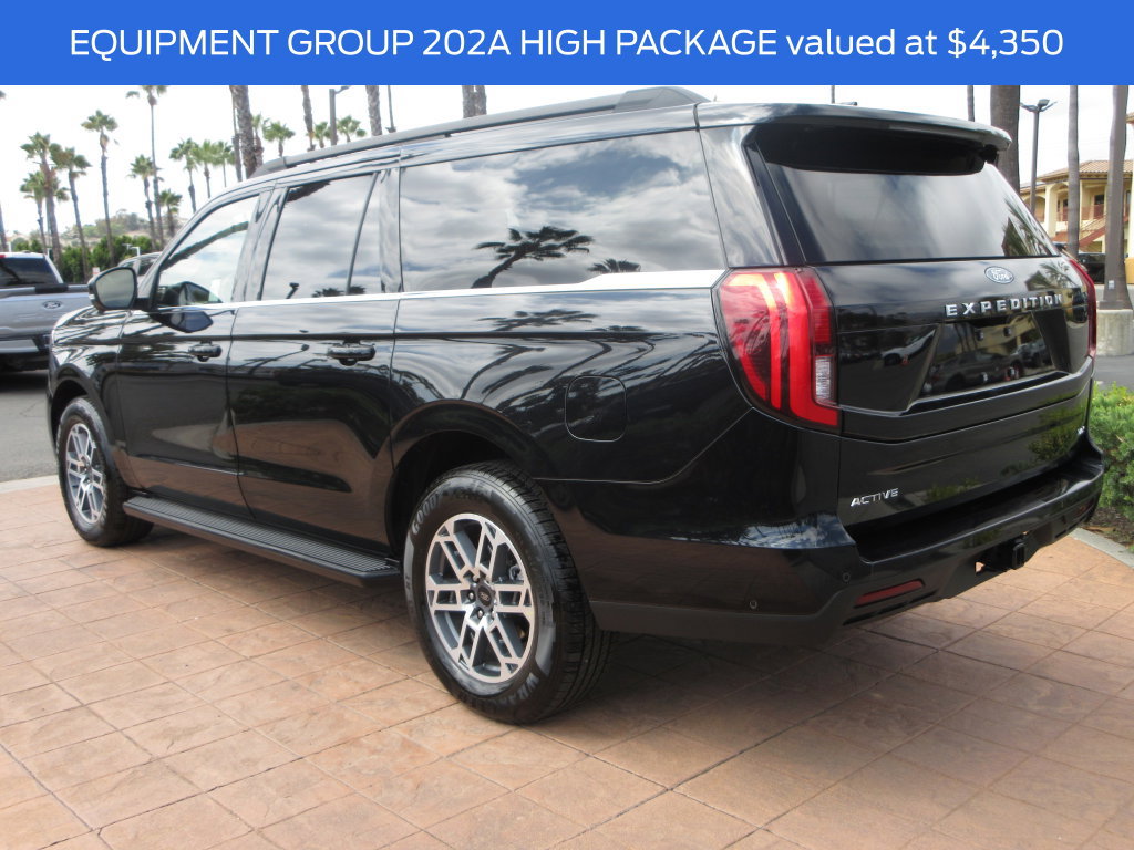 Certified 2025 Ford Expedition Max Active RWD image 2