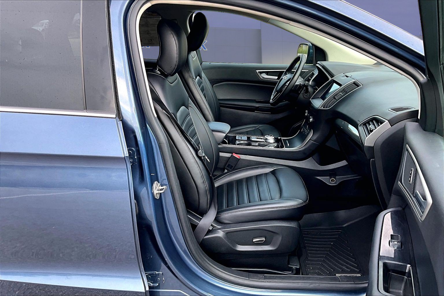Certified 2019 Ford Edge SEL w/ Equipment Group 201A AWD/4WD image 29