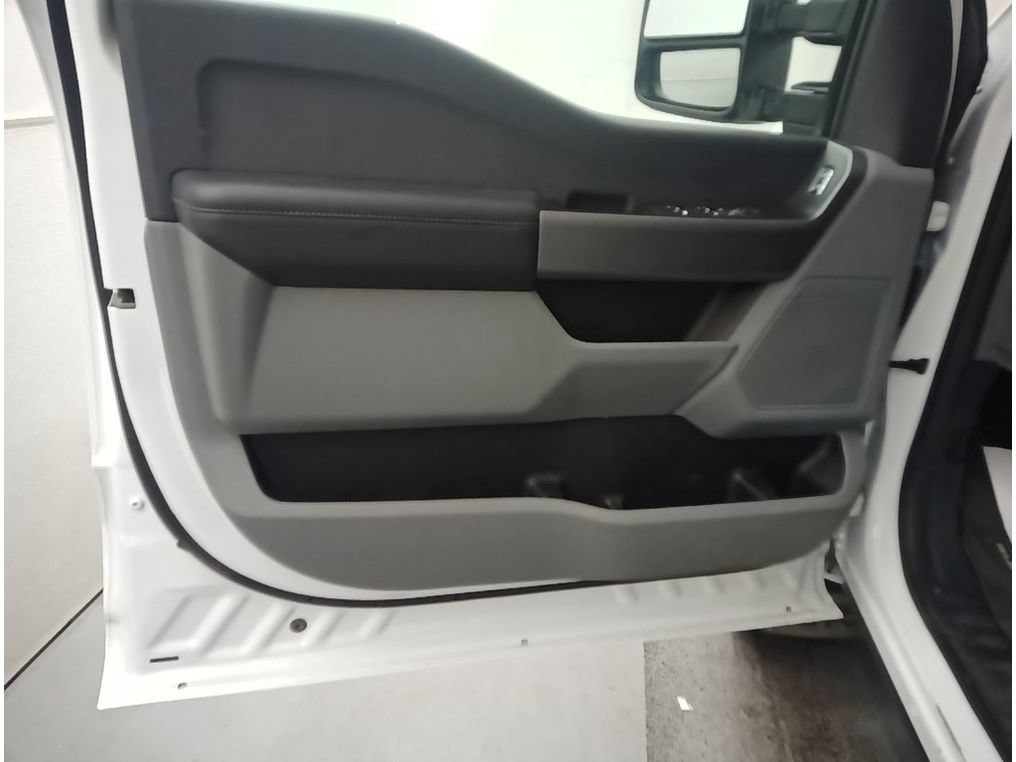 Certified 2025 Ford F350 XLT AWD/4WD image 10