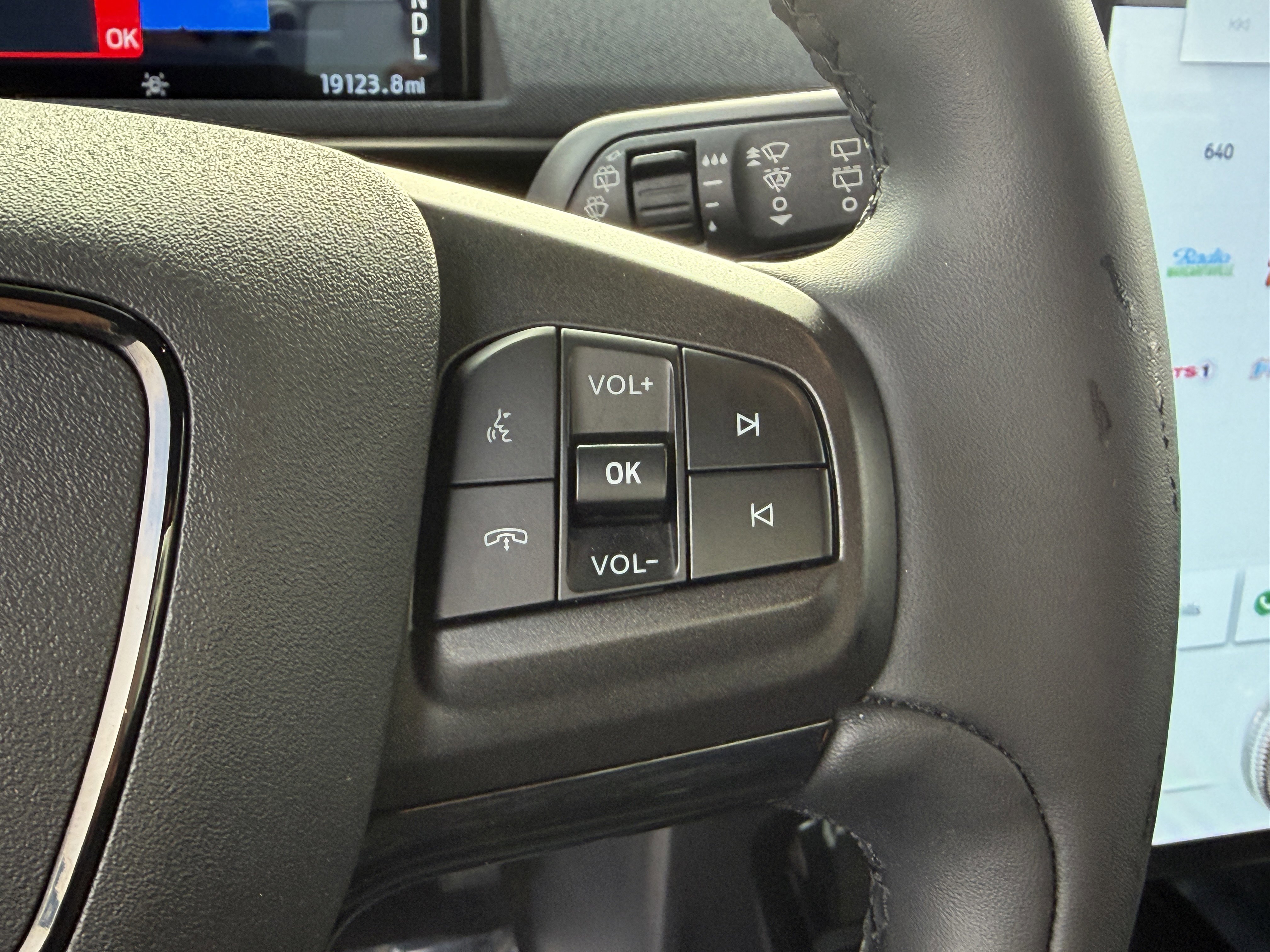 Certified 2022 Ford Mustang Mach-E Select image 19