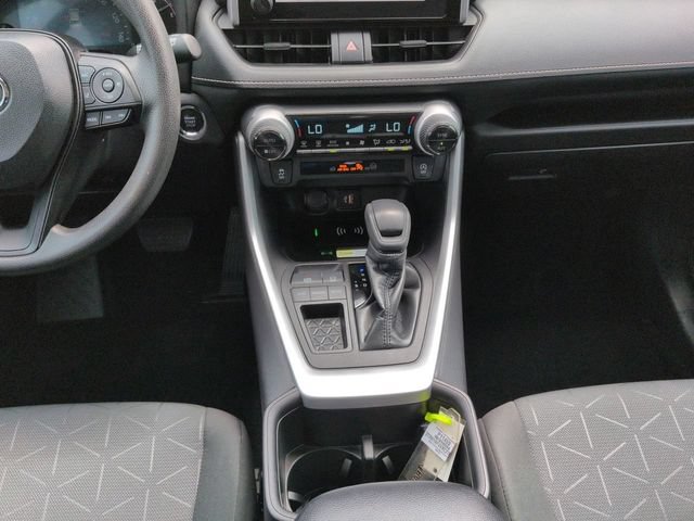 Used 2024 Toyota RAV4 XLE w/ Convenience Package FWD image 22