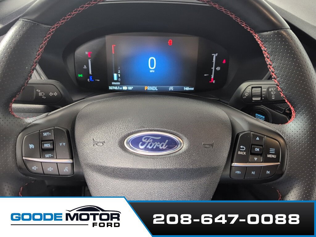 Certified 2025 Ford Escape ST-Line Select AWD/4WD image 14