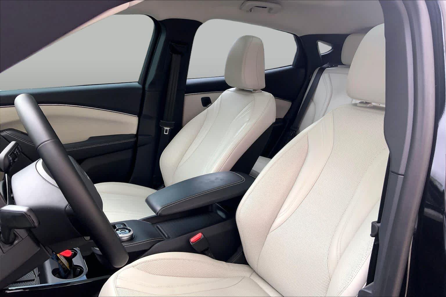 Certified 2024 Ford Mustang Mach-E Premium RWD image 7
