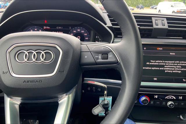 Used 2025 Audi Q3 2.0T Premium AWD/4WD image 25