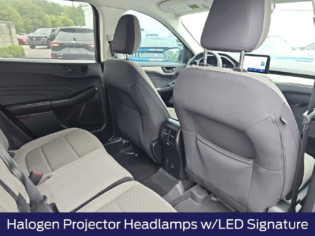 Certified 2022 Ford Escape SE w/ SE Sport Appearance Package FWD image 13