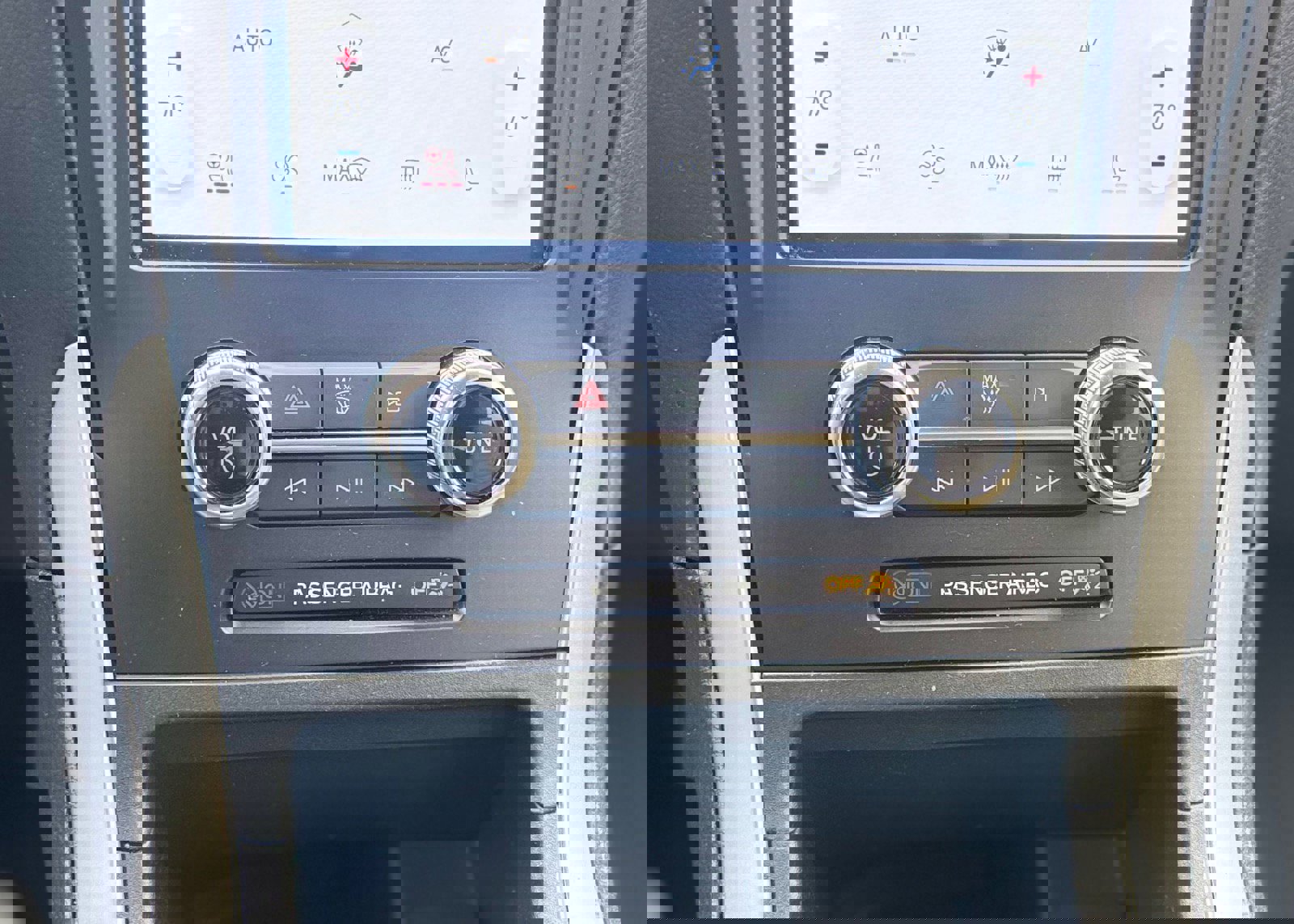 Certified 2024 Ford Edge SEL w/ Convenience Package image 42