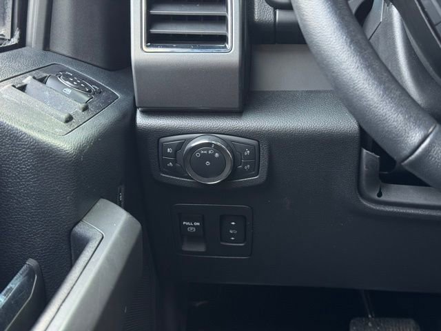 Certified 2020 Ford F150 XLT w/ Equipment Group 302A Luxury image 33