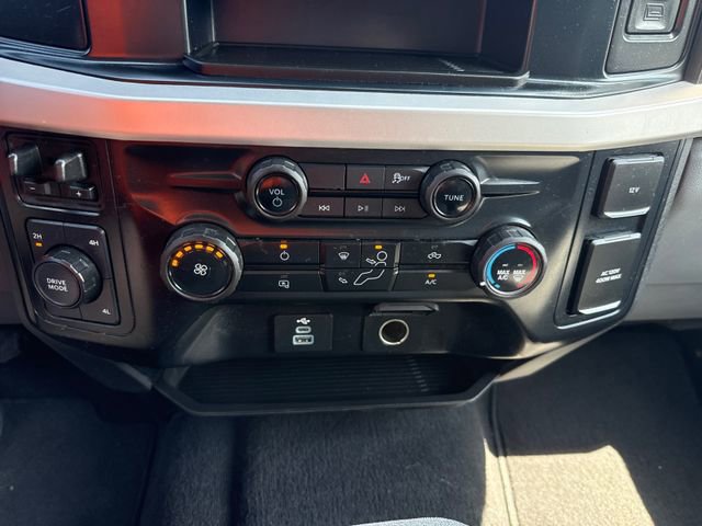 Certified 2025 Ford F250 XLT w/ Snow Plow Prep Package AWD/4WD image 25