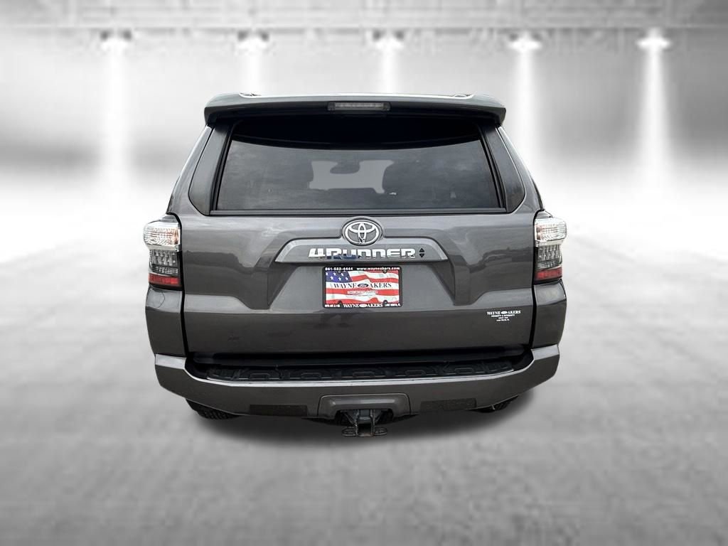 Used 2021 Toyota 4Runner SR5 Premium w/ Moonroof Package AWD/4WD image 5