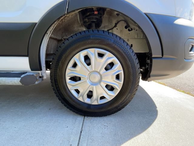 Certified 2025 Ford Transit 250 Low Roof w/ Exterior Upgrade Package RWD image 9