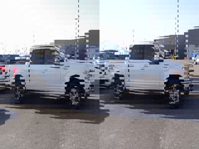 Certified 2019 Ford F150 Lariat w/ Equipment Group 502A Luxury image 5