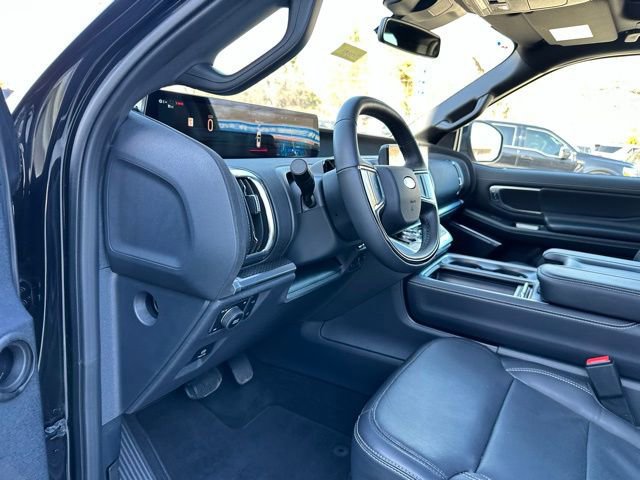 Certified 2025 Ford Expedition Max Platinum w/ Stealth Performance Package AWD/4WD image 46