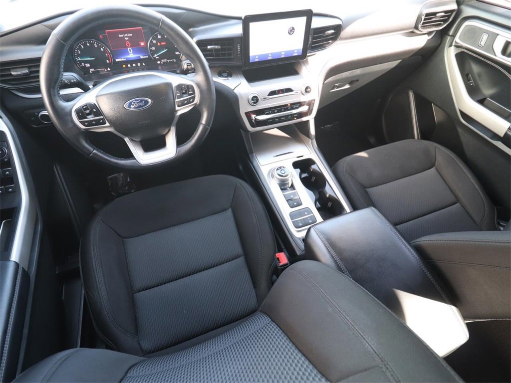 Certified 2022 Ford Explorer XLT image 10