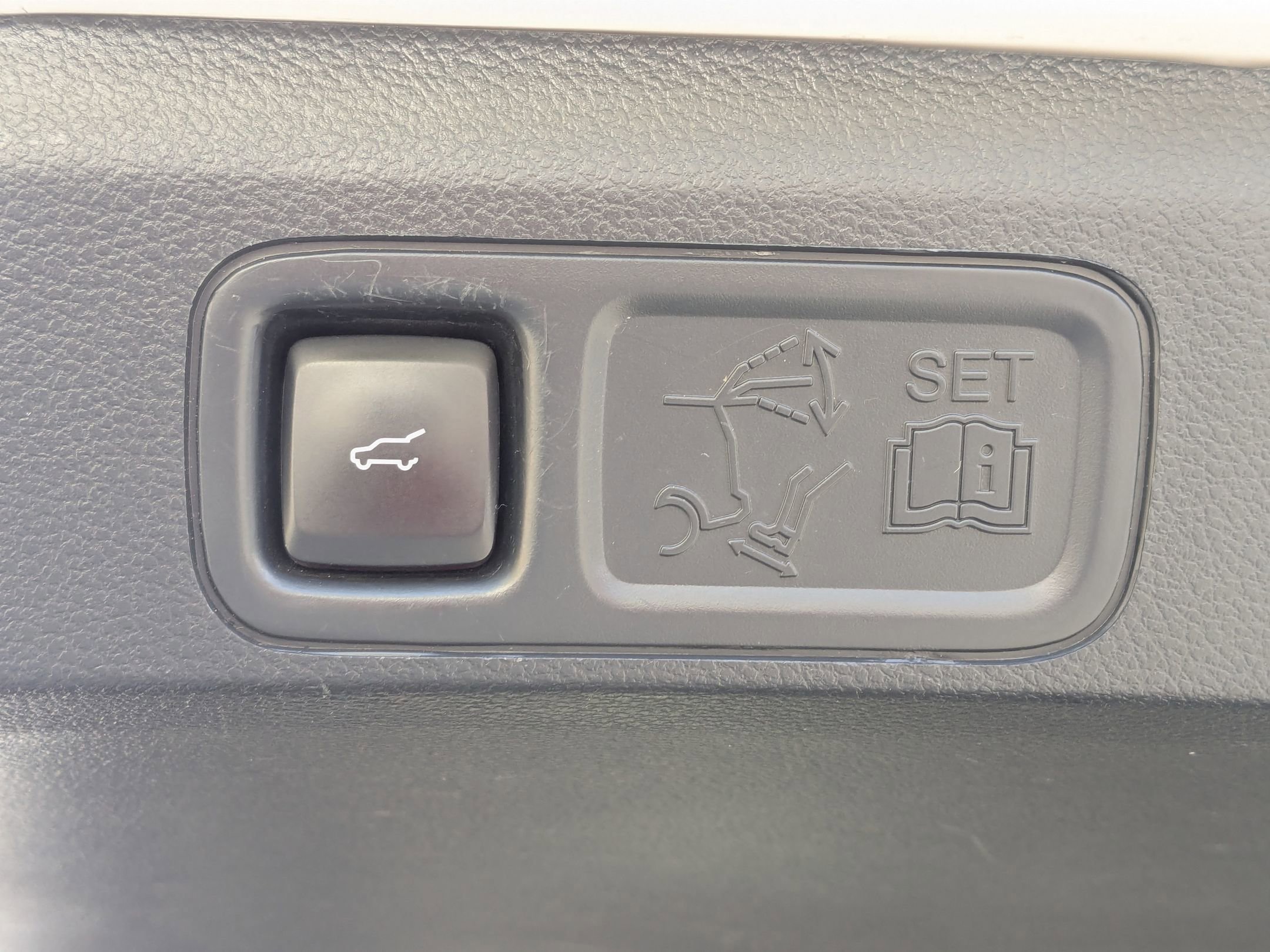 Certified 2022 Ford Expedition Limited image 40