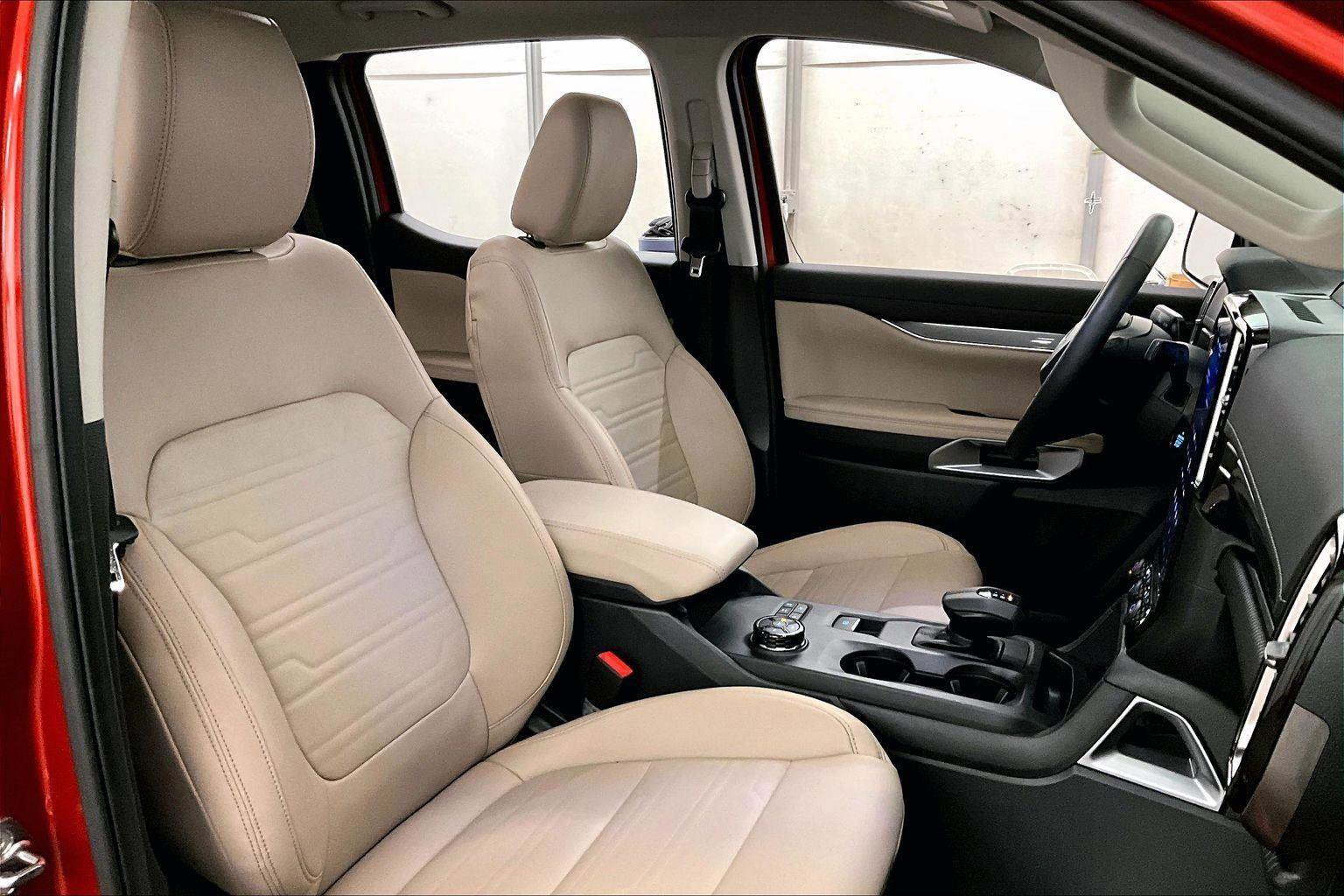 Certified 2024 Ford Ranger Lariat w/ Advanced Towing Package image 9