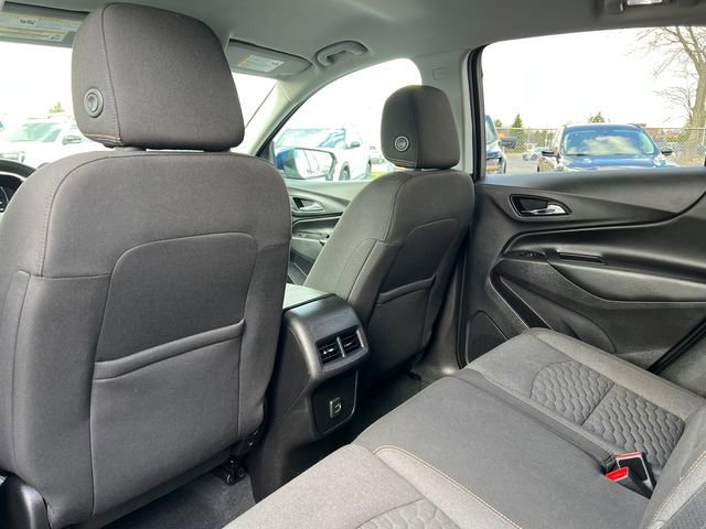 Used 2020 Chevrolet Equinox LT w/ Driver Convenience Package image 37