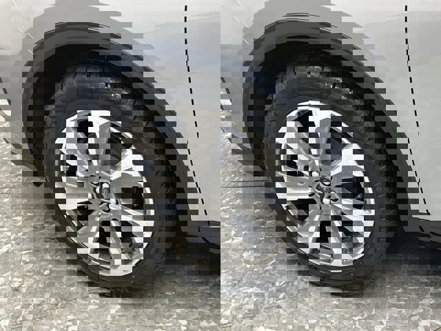 Certified 2024 Ford Escape Platinum image 40