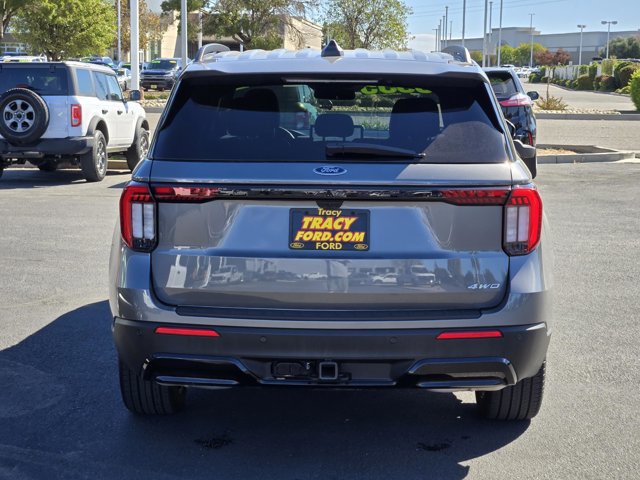 Certified 2025 Ford Explorer ST-Line w/ Premium Package AWD/4WD image 5