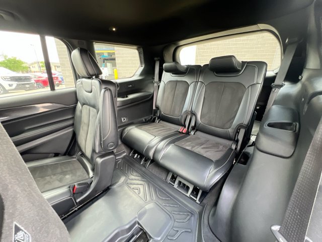 Used 2021 Jeep Grand Cherokee L Laredo AWD/4WD image 23