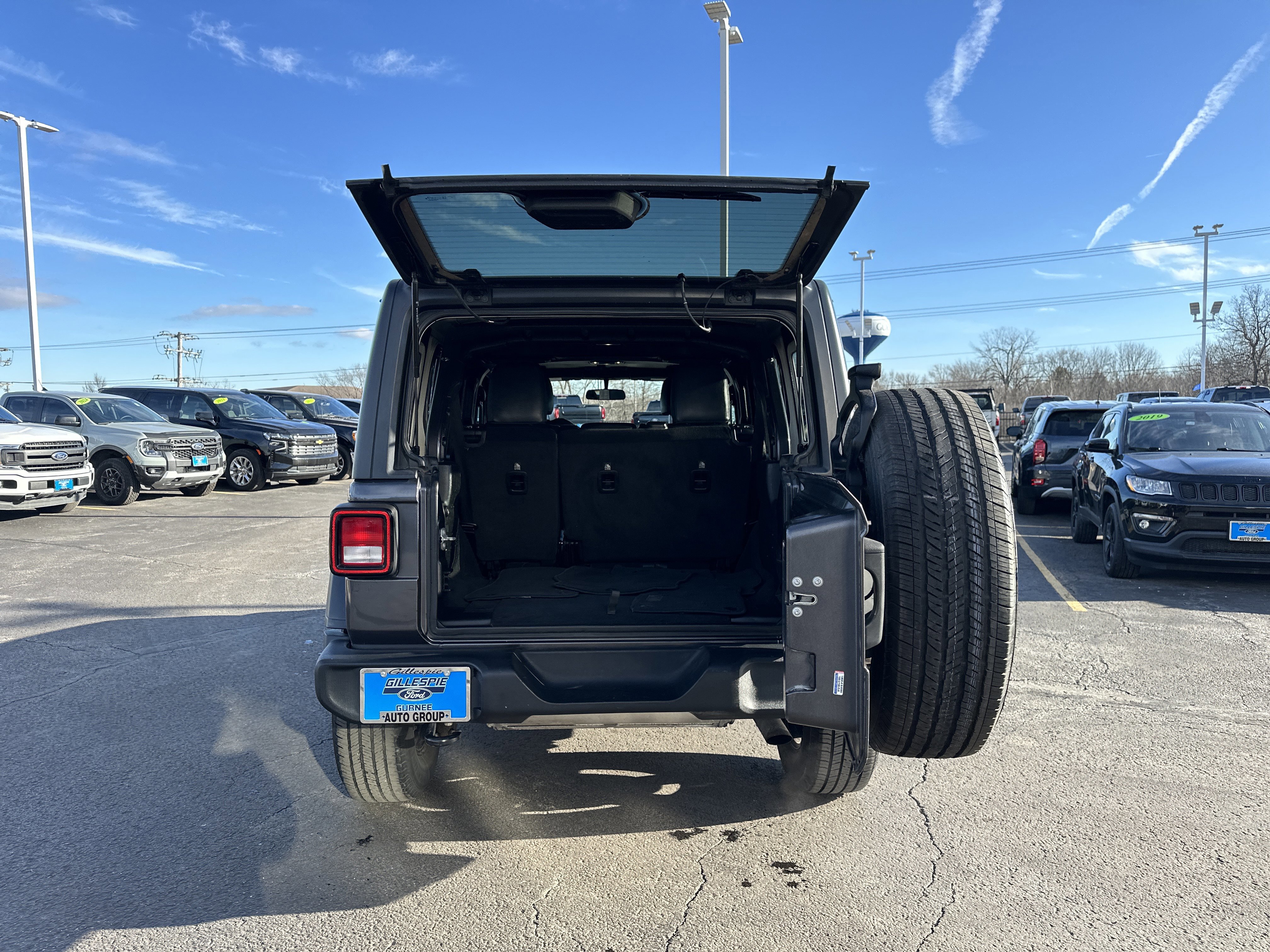 Used 2020 Jeep Wrangler Unlimited Sport image 9