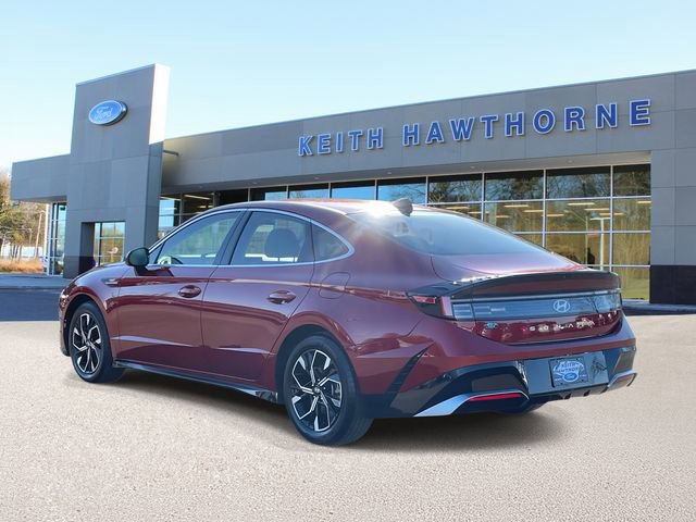 Used 2024 Hyundai Sonata SEL image 2