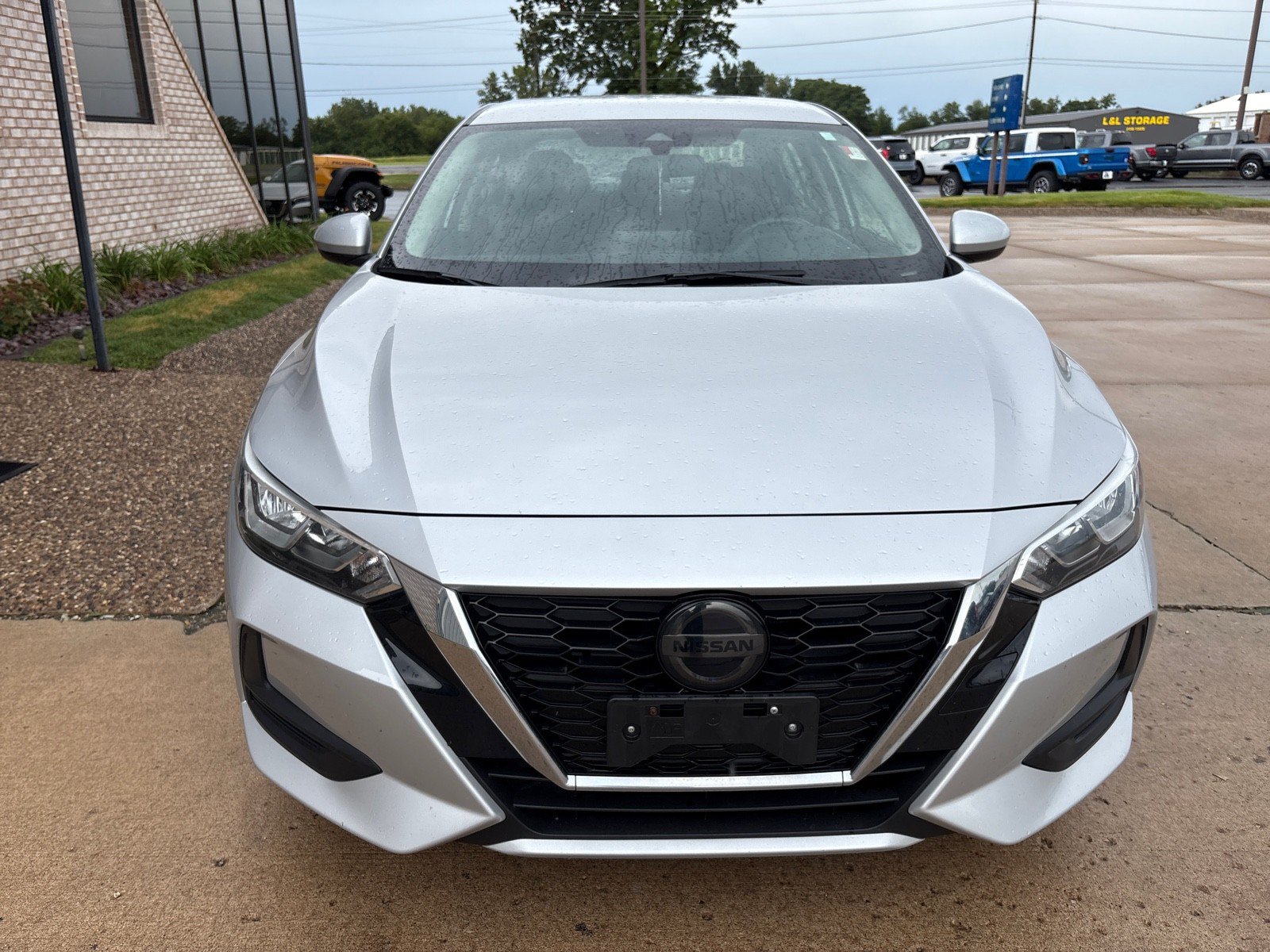 Used 2022 Nissan Sentra SV FWD image 6