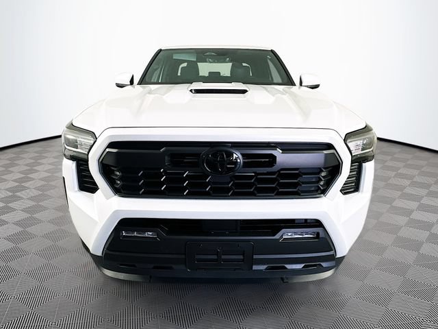 Used 2026 Toyota Tacoma TRD Sport AWD/4WD image 5