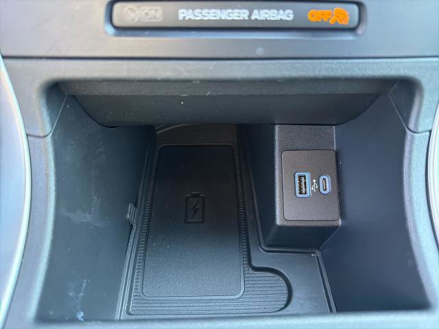 Certified 2022 Ford Edge ST-Line w/ Class II Trailer Tow Package image 26