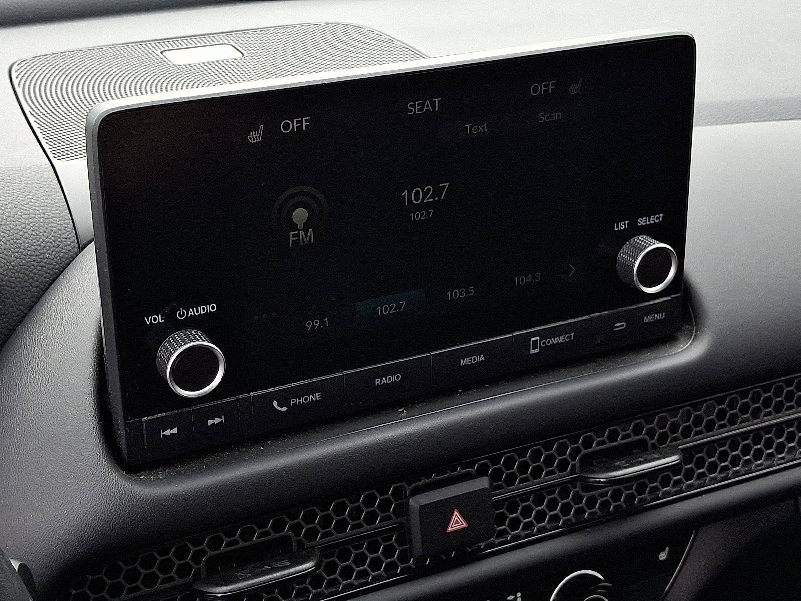 Used 2025 Honda HR-V Sport image 16