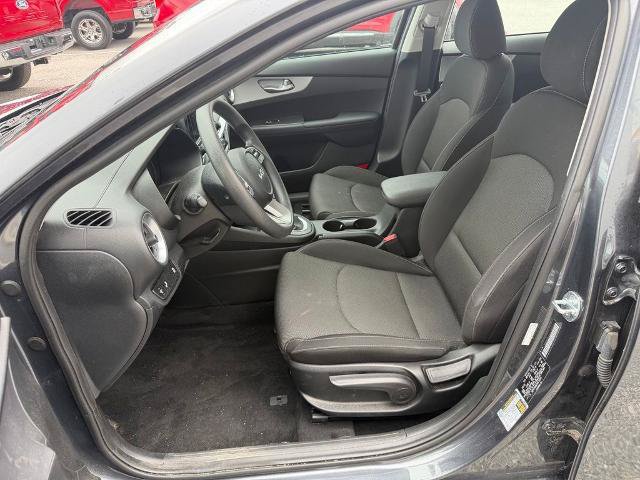 Used 2023 Kia Forte LXS w/ LXS Technology Package FWD image 10