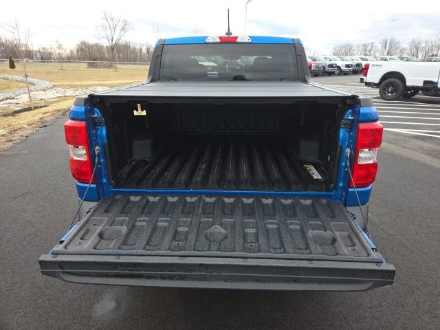 Certified 2022 Ford Maverick XLT image 9