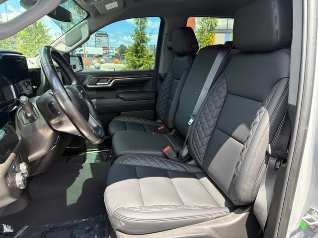 Used 2024 Chevrolet Silverado 1500 RST AWD/4WD image 13