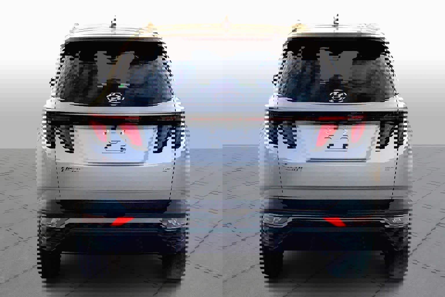 Used 2024 Hyundai Tucson SEL image 2