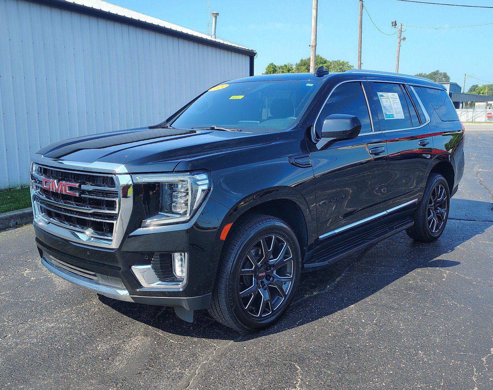 Used 2023 GMC Yukon SLT