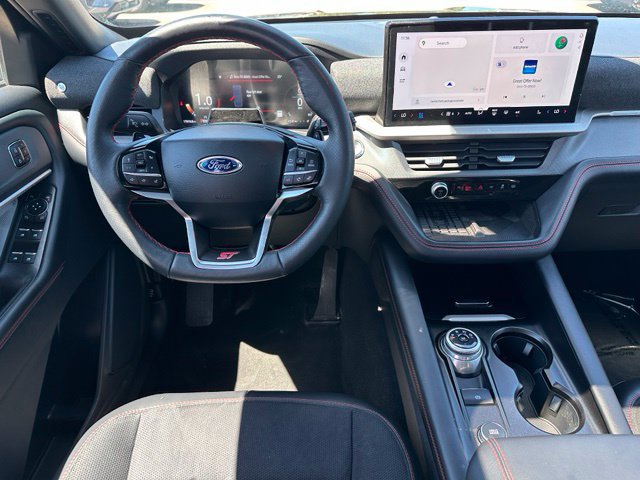 Certified 2025 Ford Explorer ST AWD/4WD image 17