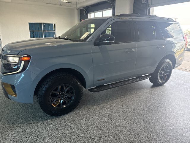 Certified 2025 Ford Expedition Tremor AWD/4WD image 1
