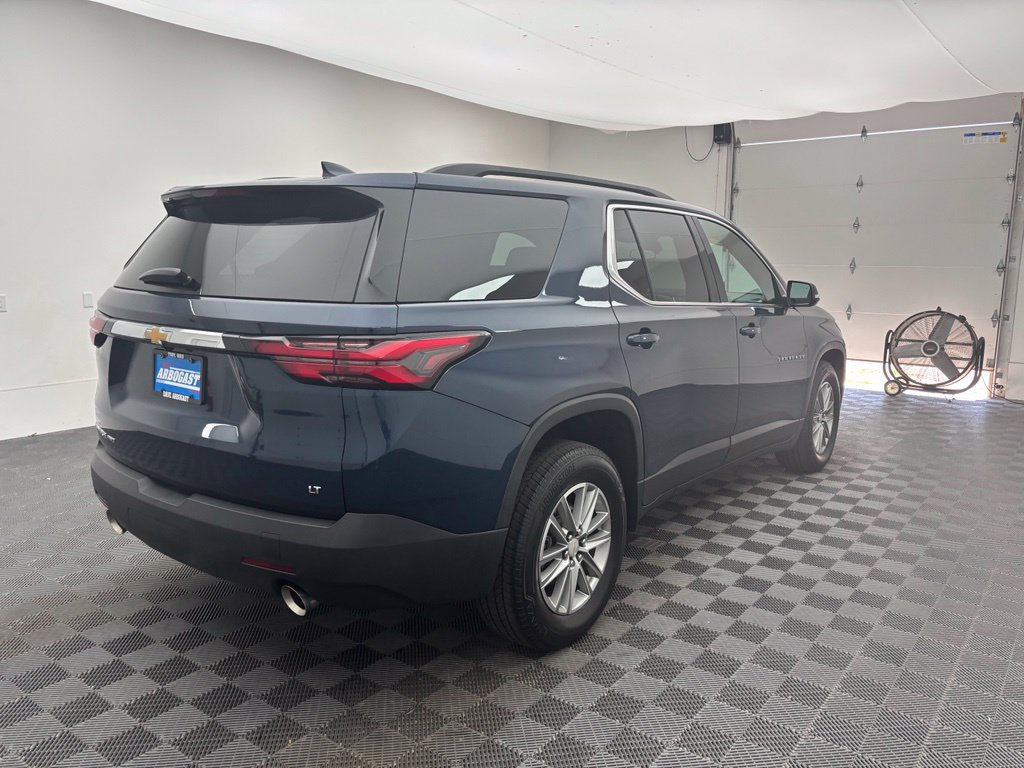 Used 2023 Chevrolet Traverse LT AWD/4WD image 8