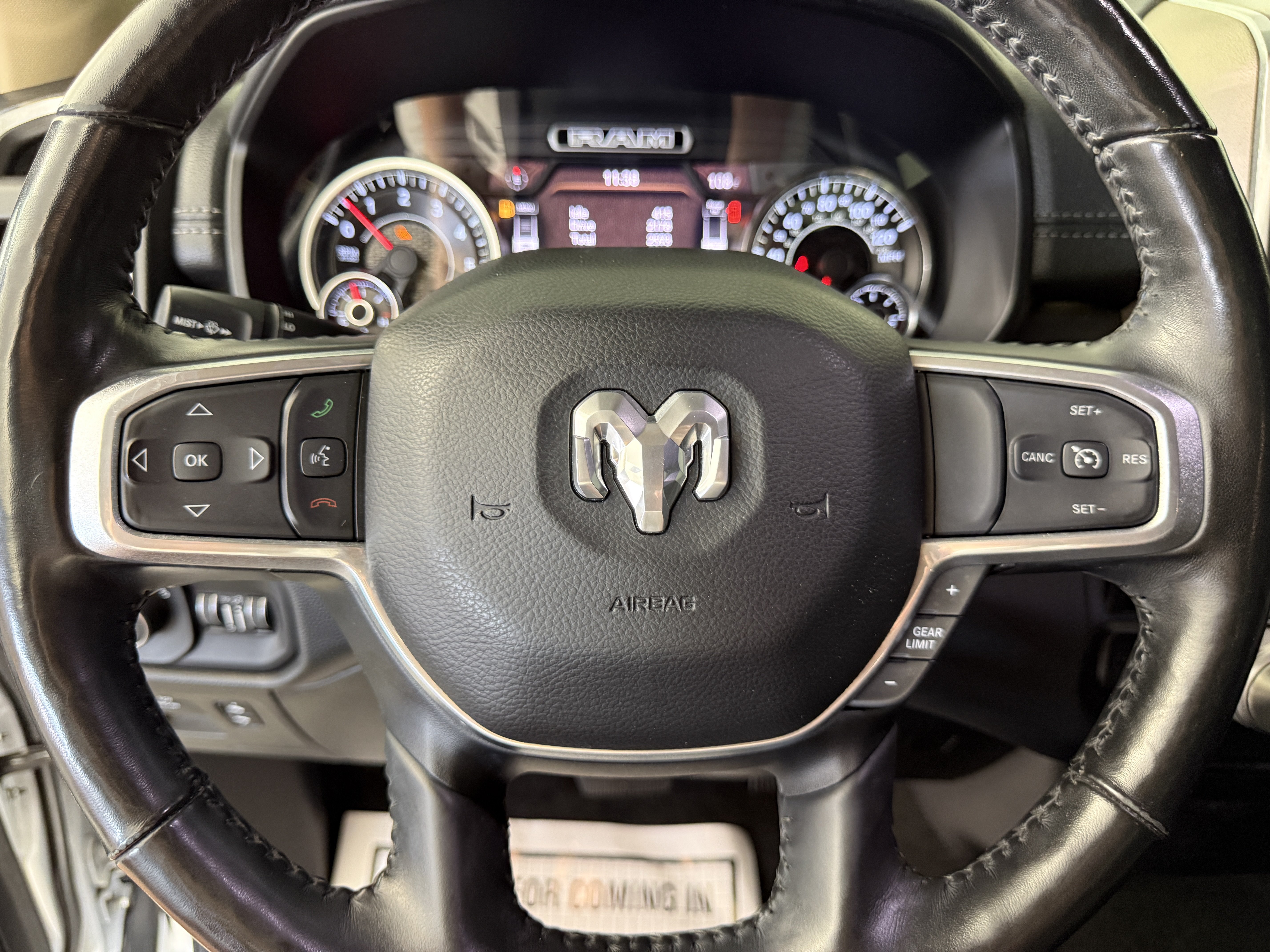 Used 2020 RAM 1500 Laramie RWD image 27