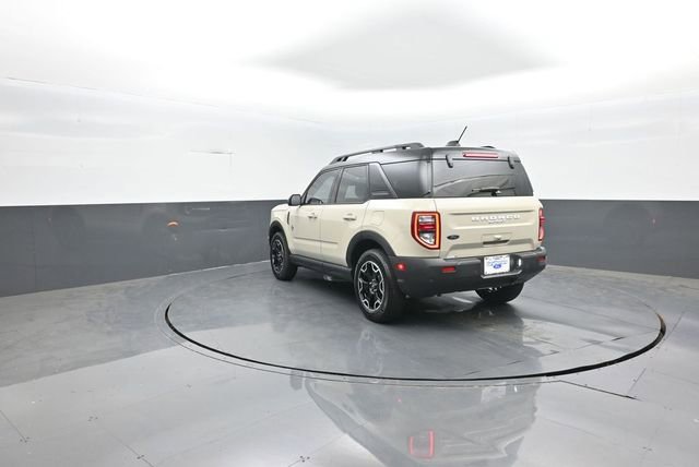 Certified 2025 Ford Bronco Sport Outer Banks AWD/4WD image 5