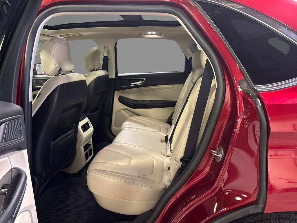 Certified 2019 Ford Edge Titanium w/ Cold Weather Package image 15